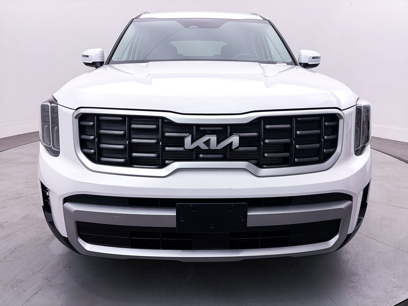 Used 2024 Kia Telluride S image 11