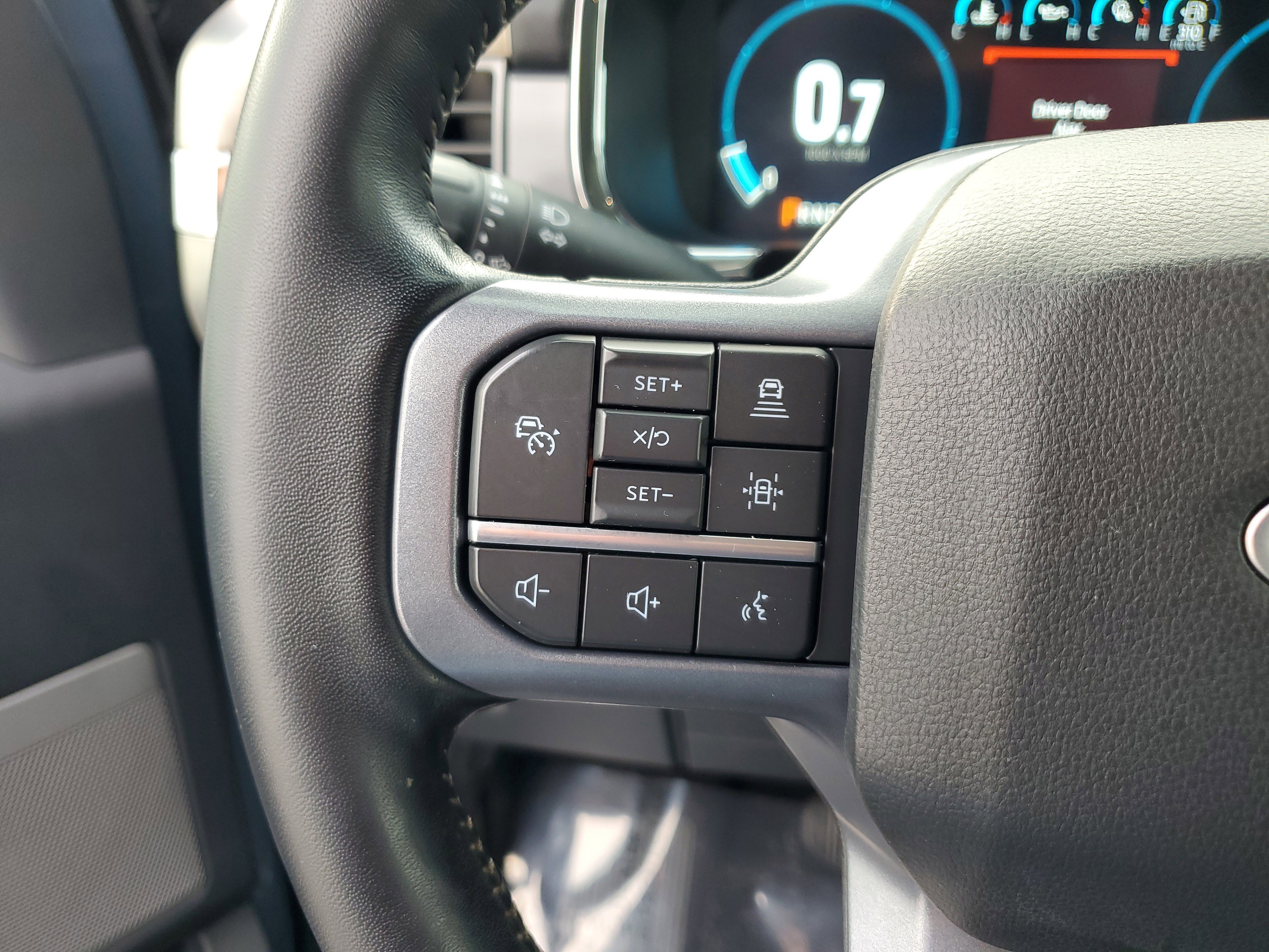 Used 2023 Ford F150 Lariat w/ Equipment Group 502A High image 21