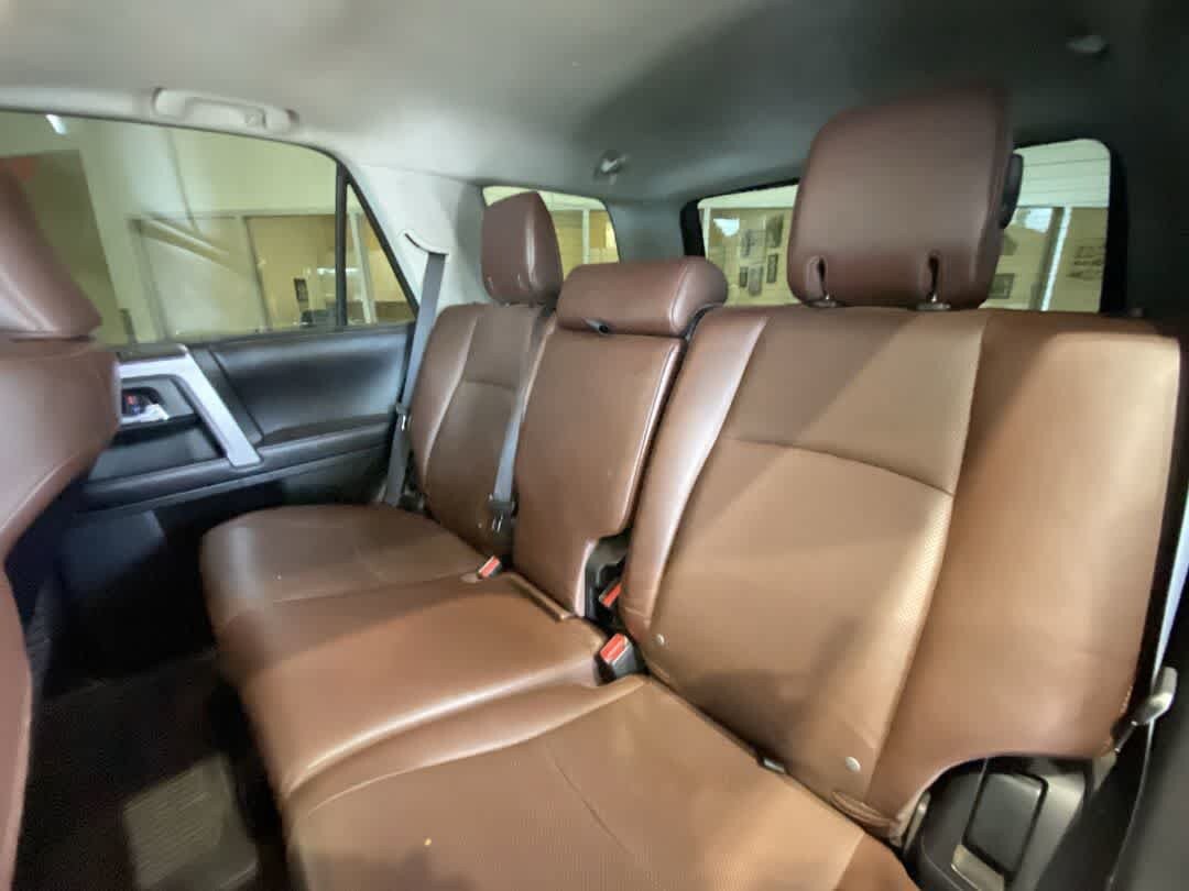 Used 2017 Toyota 4Runner Limited AWD/4WD image 26