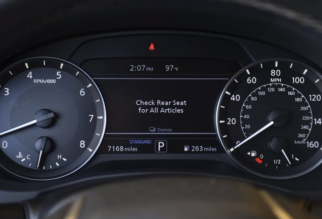 Certified 2025 INFINITI QX50 Luxe AWD/4WD image 10