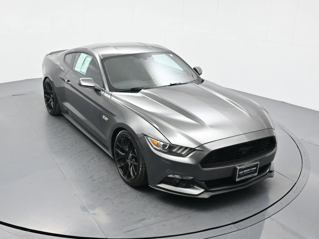 Used 2015 Ford Mustang Coupe RWD image 34