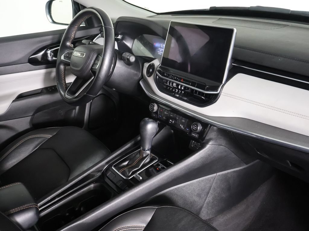 Used 2022 Jeep Compass Limited AWD/4WD image 25