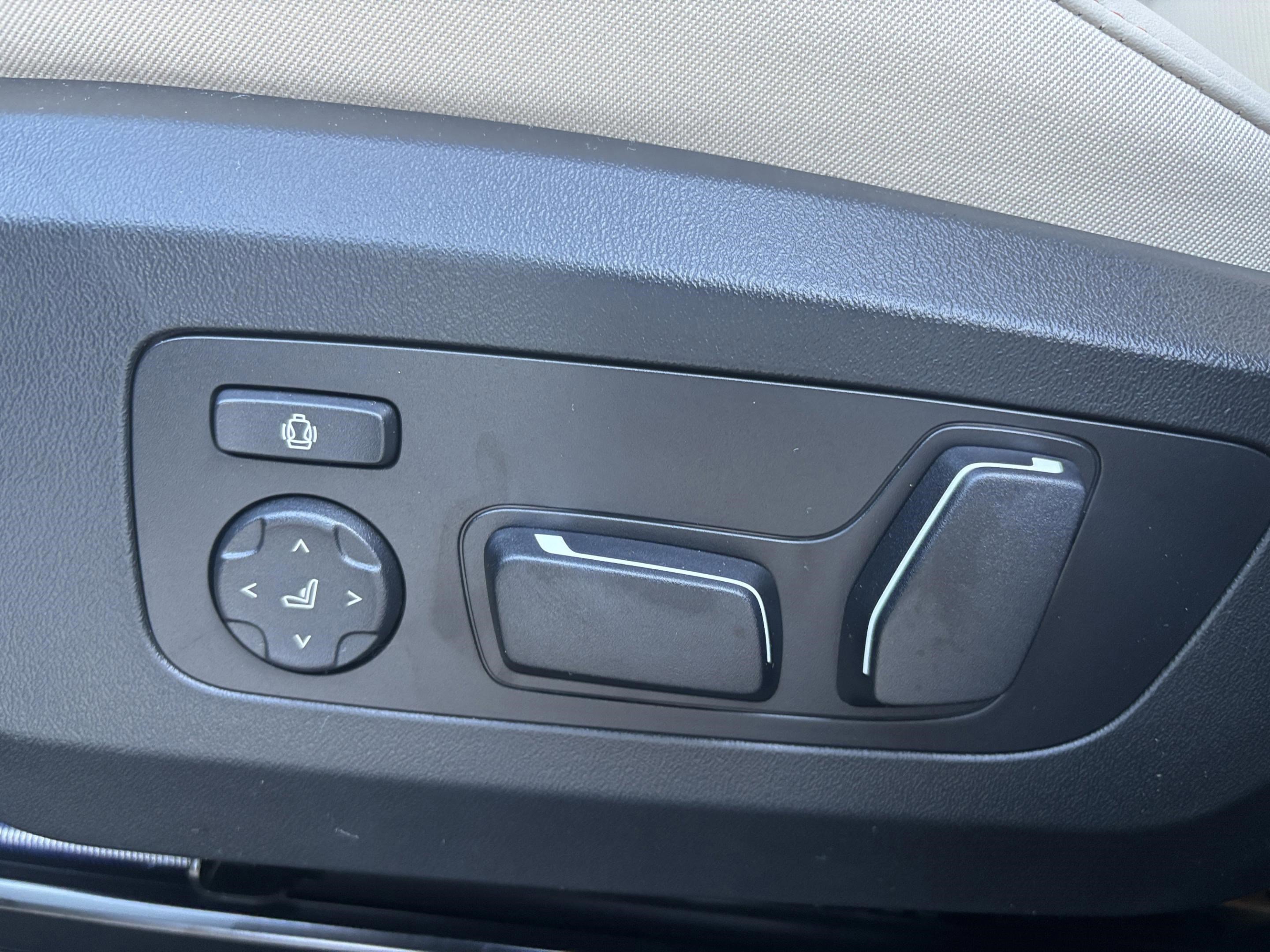 Used 2026 BMW X3 xDrive30 w/ M Sport Package image 17