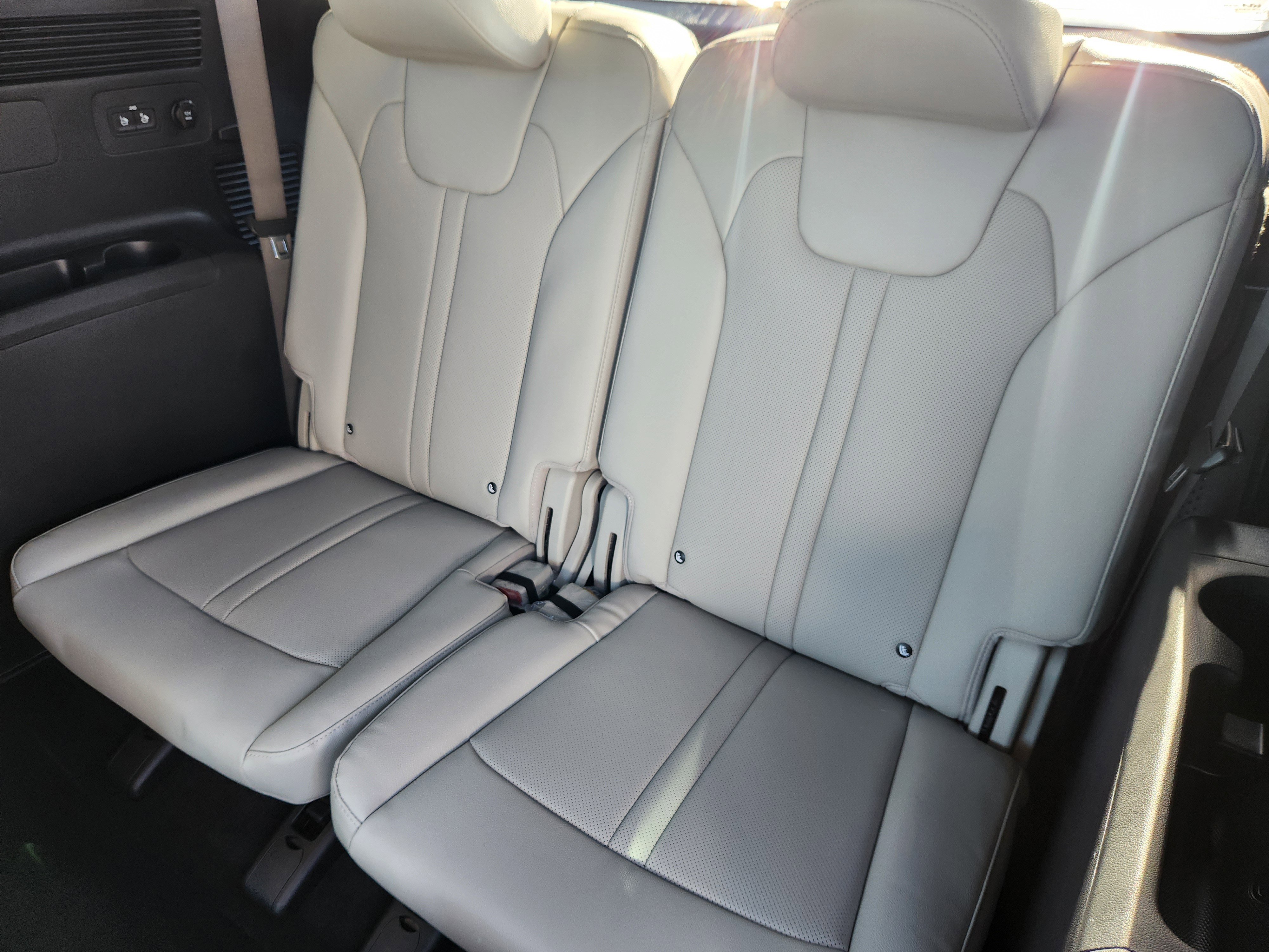 New 2026 Kia Sorento SX Prestige image 10