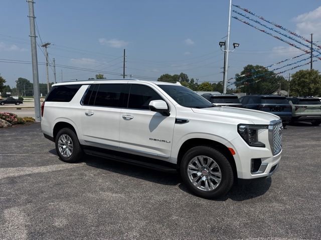 Used 2024 GMC Yukon XL Denali w/ Max Trailering Package image 18