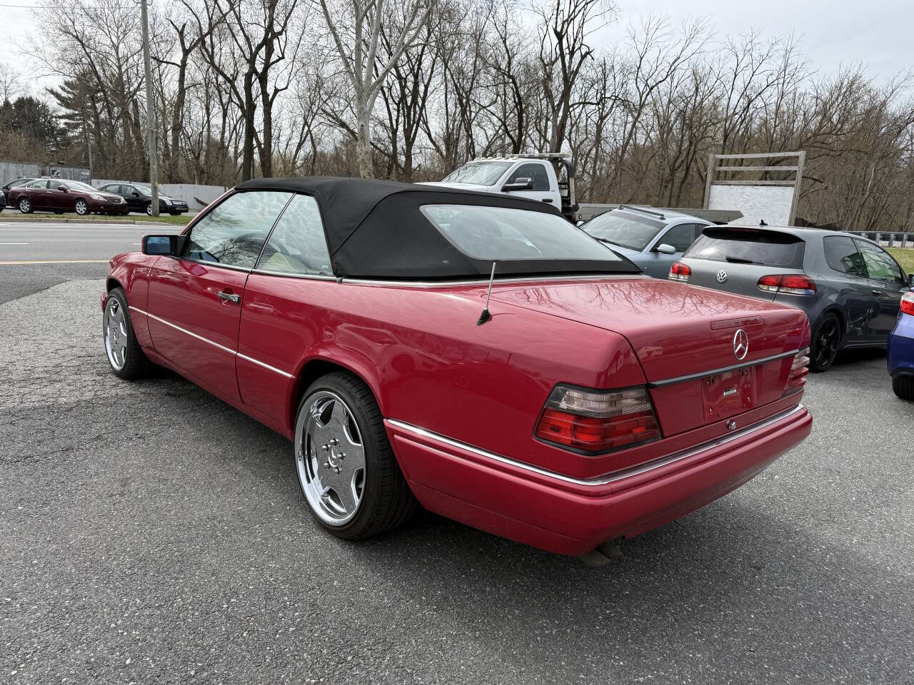 Used 1995 Mercedes-Benz E 320 Convertible image 9