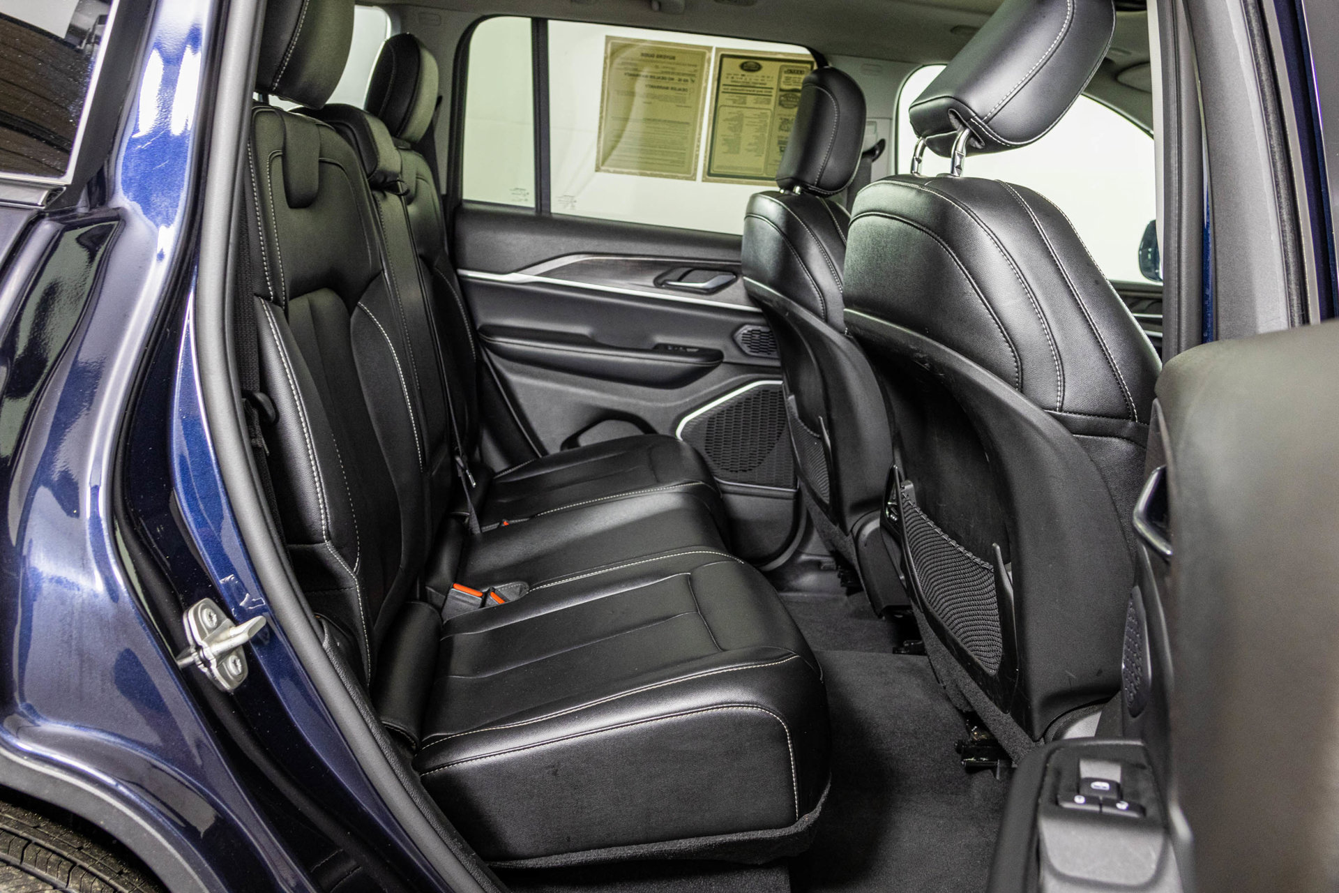 Used 2024 Jeep Grand Cherokee Limited 4xe AWD/4WD image 44