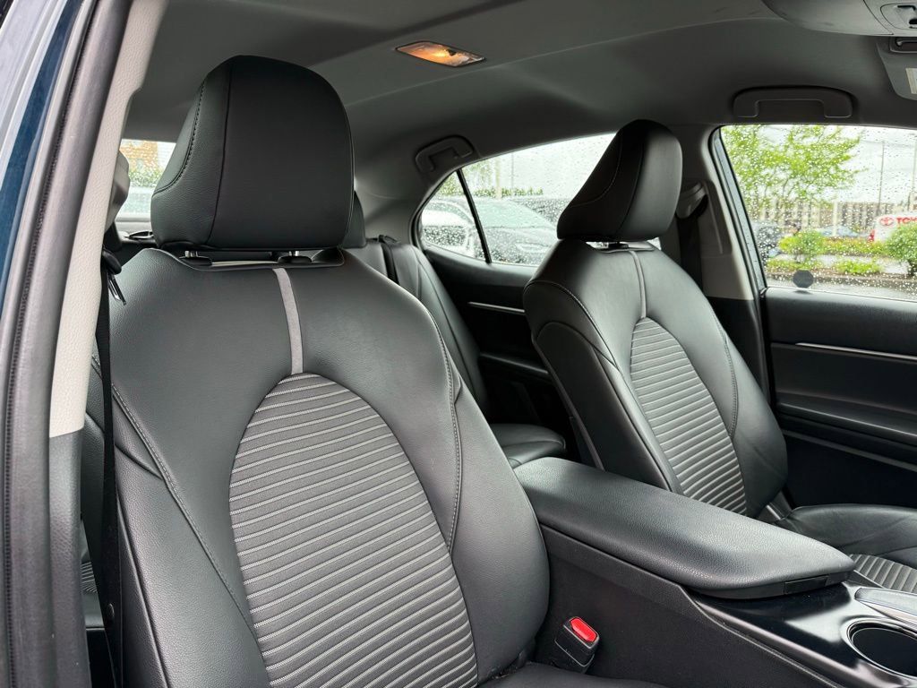 Used 2019 Toyota Camry SE image 22