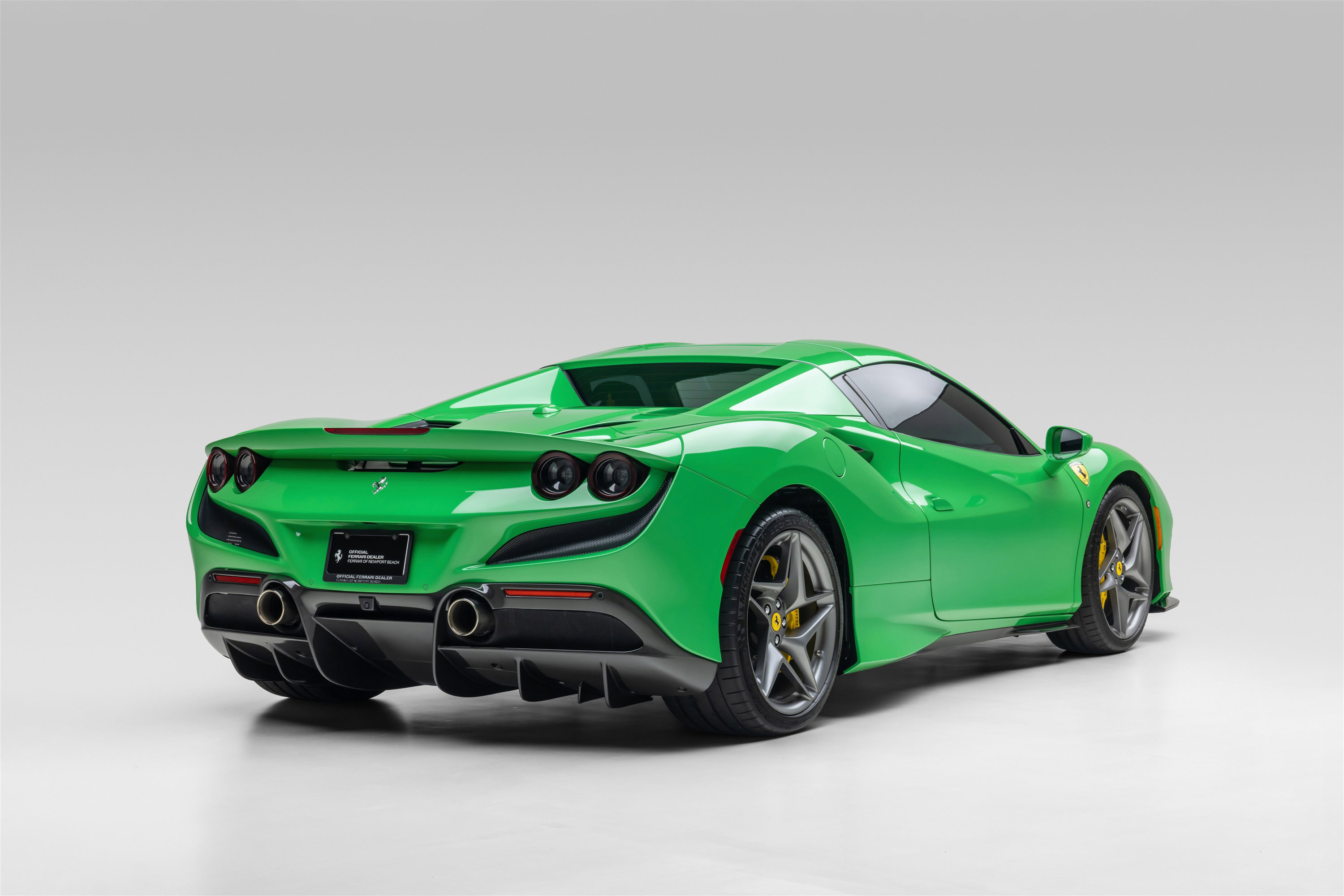 Certified 2023 Ferrari F8 Tributo RWD image 9