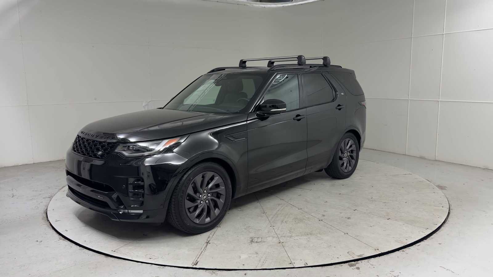 Used 2023 Land Rover Discovery S R-Dynamic AWD/4WD image 6