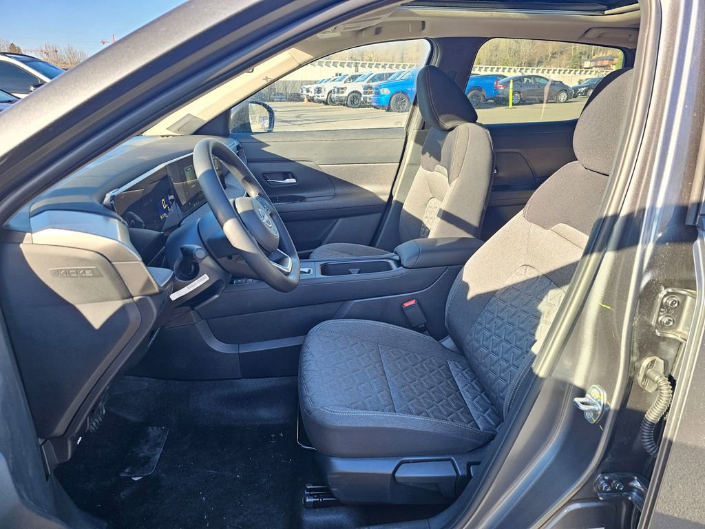 New 2026 Nissan Kicks SV w/ SV Premium Package image 20