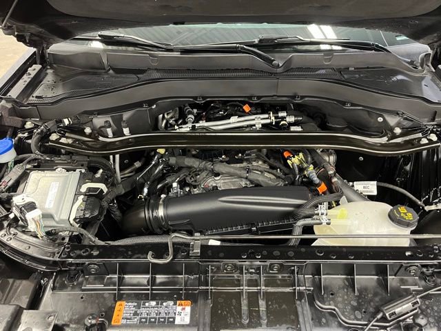 Used 2025 Ford Explorer ST-Line w/ Premium Package image 29