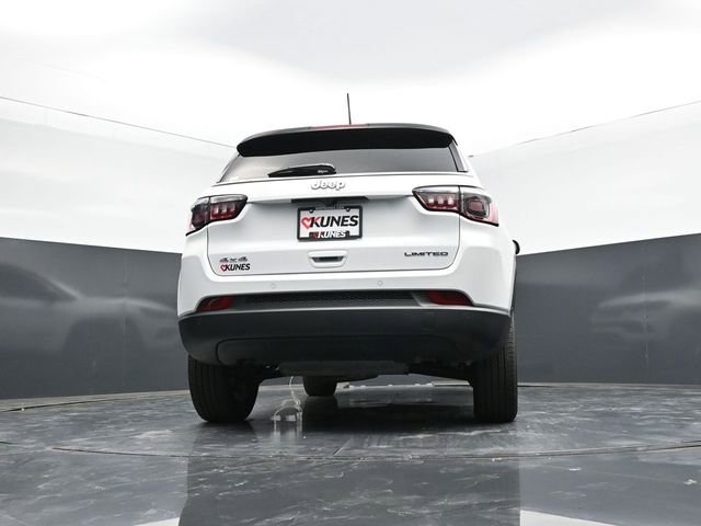 Used 2026 Jeep Compass Limited AWD/4WD image 42