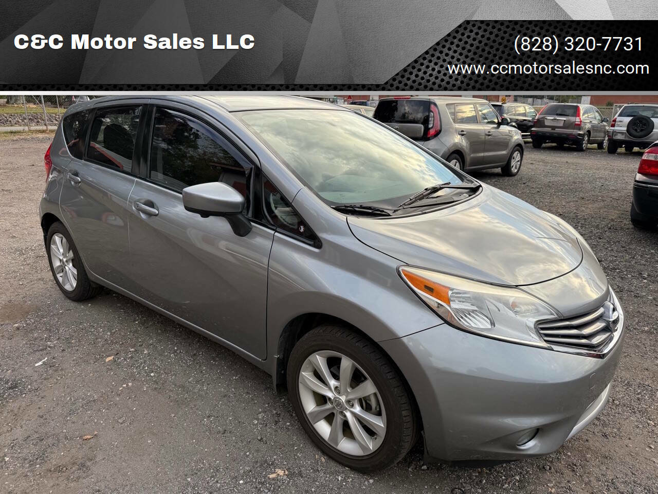 Used 2015 Nissan Versa Note image 1