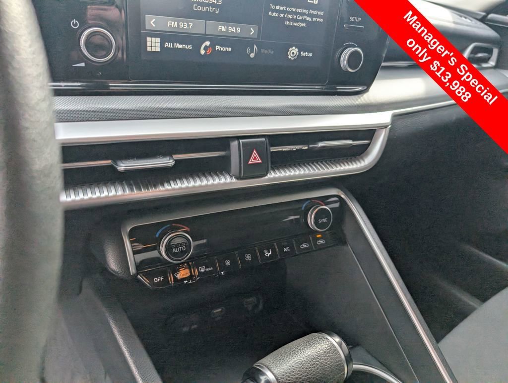 Used 2022 Kia K5 LXS image 21