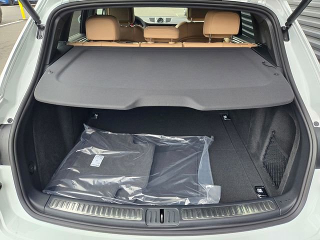 Used 2026 Porsche Macan image 27