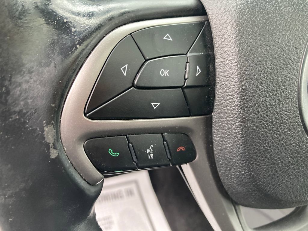 Used 2018 Jeep Grand Cherokee Limited image 42