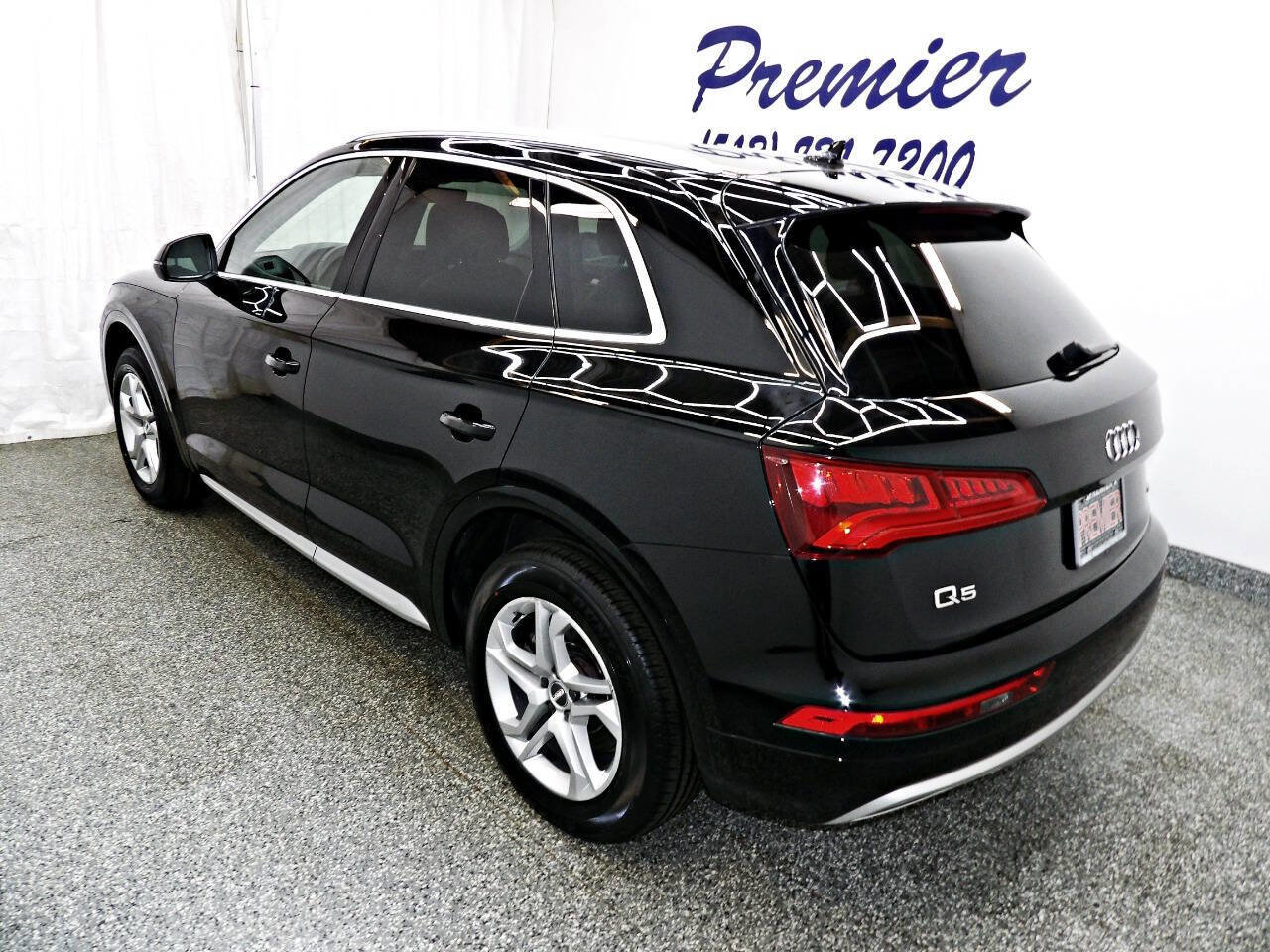 Used 2019 Audi Q5 2.0T Premium image 4