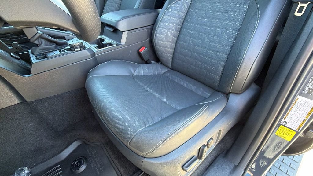 Certified 2025 Toyota 4Runner TRD Off-Road Premium w/ Tow Technology Package image 21