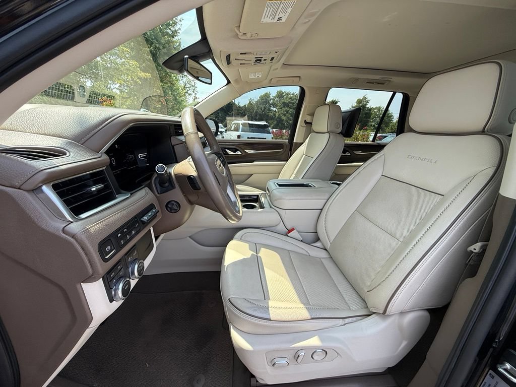 Used 2022 GMC Yukon Denali AWD/4WD image 25