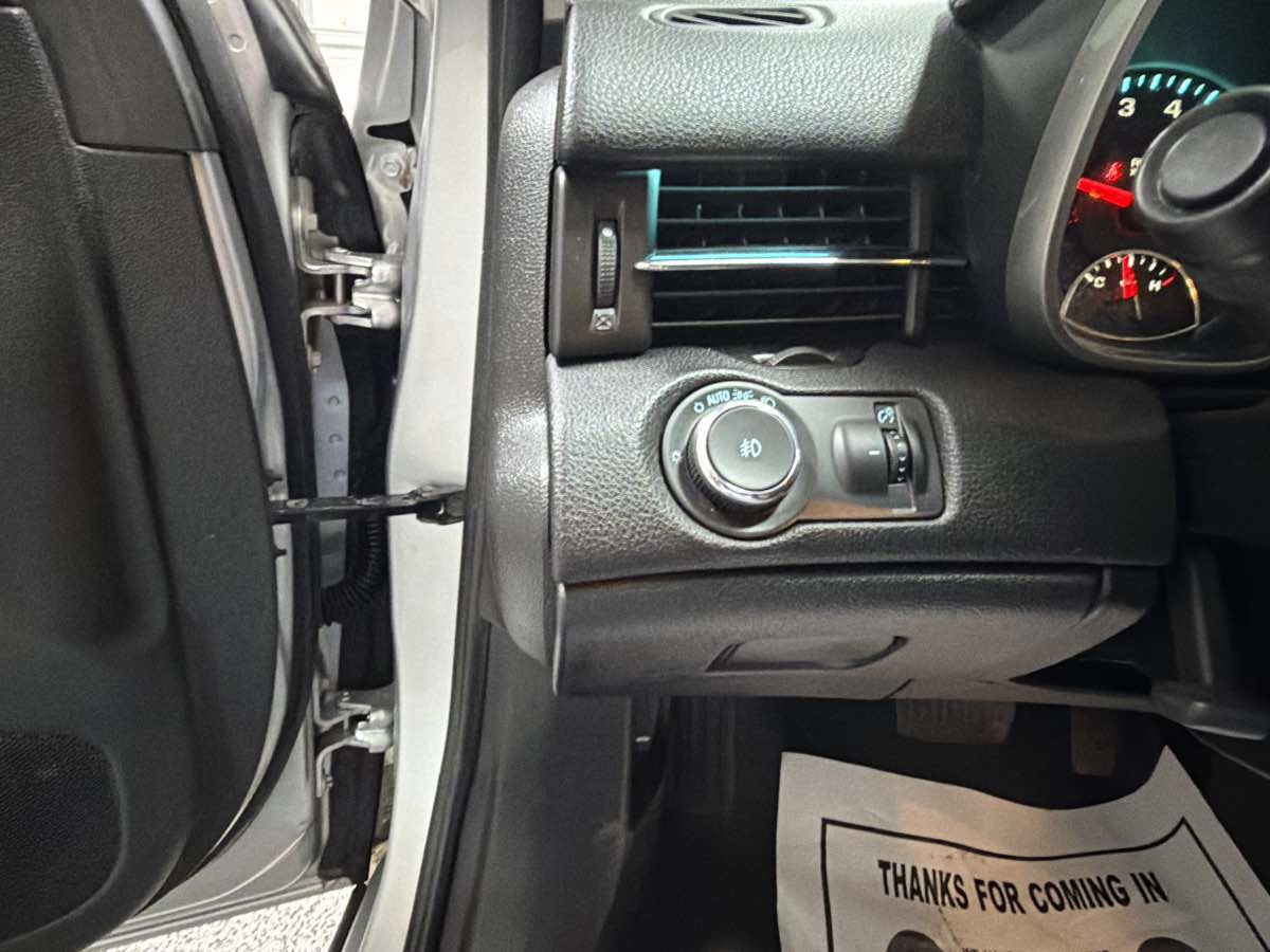 Used 2016 Chevrolet Malibu LTZ image 14