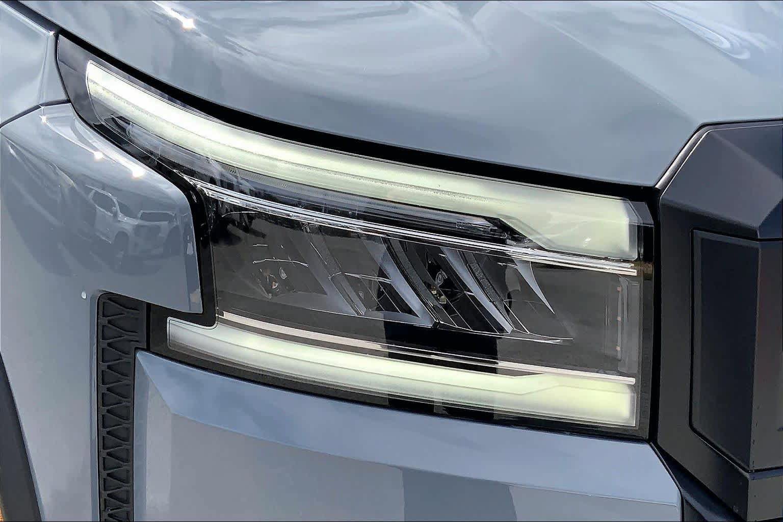 Used 2025 Nissan Frontier Pro-X RWD image 27