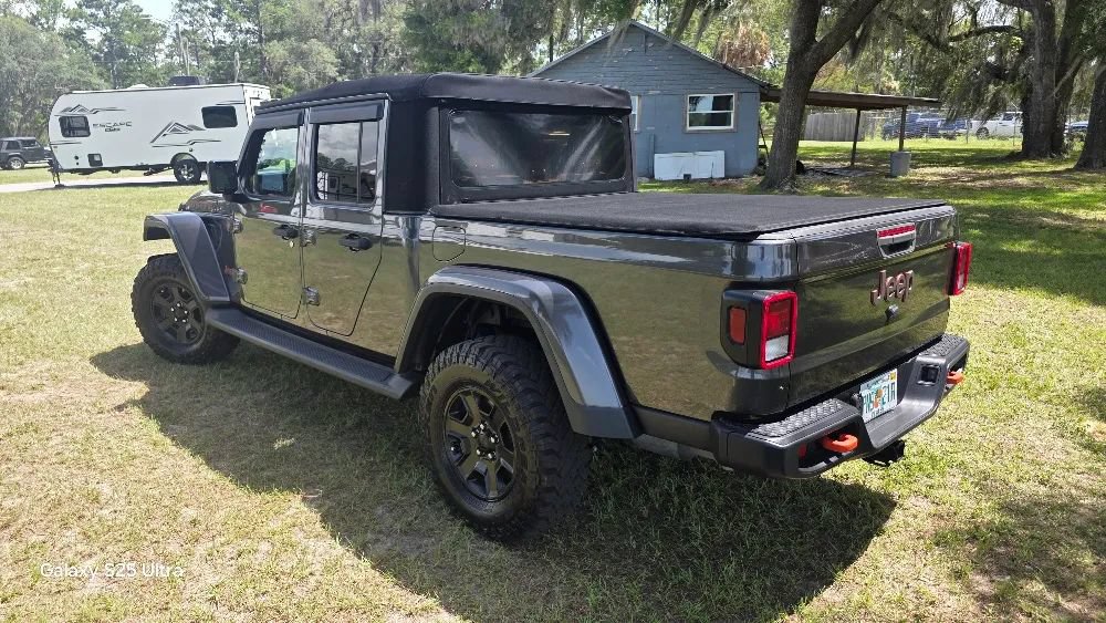 Used 2021 Jeep Gladiator Mojave AWD/4WD image 6