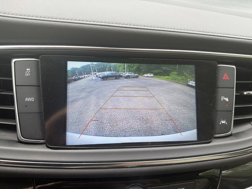 Used 2018 Buick Enclave Premium AWD/4WD image 28