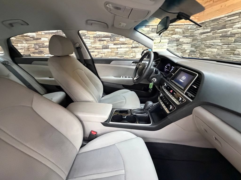 Used 2018 Hyundai Sonata SE FWD image 32