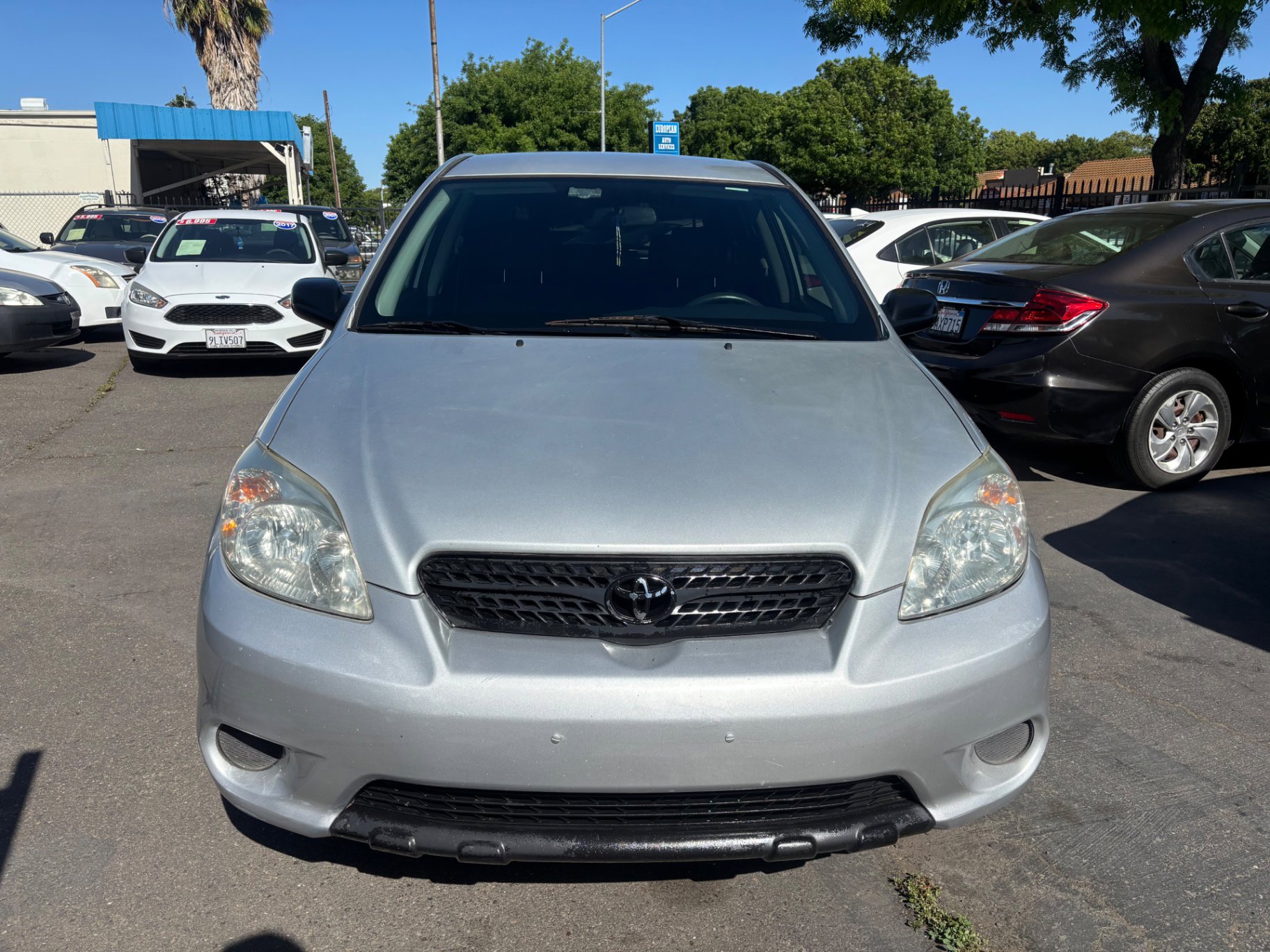 Used 2007 Toyota Matrix FWD image 2
