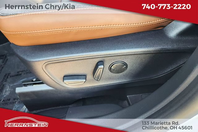 Used 2024 Ford Bronco Sport Outer Banks w/ Tech Package AWD/4WD image 17