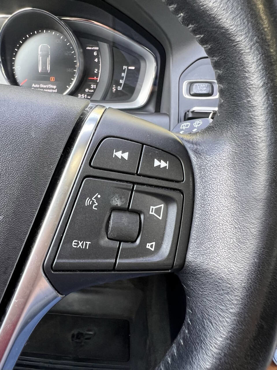 Used 2017 Volvo XC60 T5 Inscription w/ Advanced Package AWD/4WD image 22