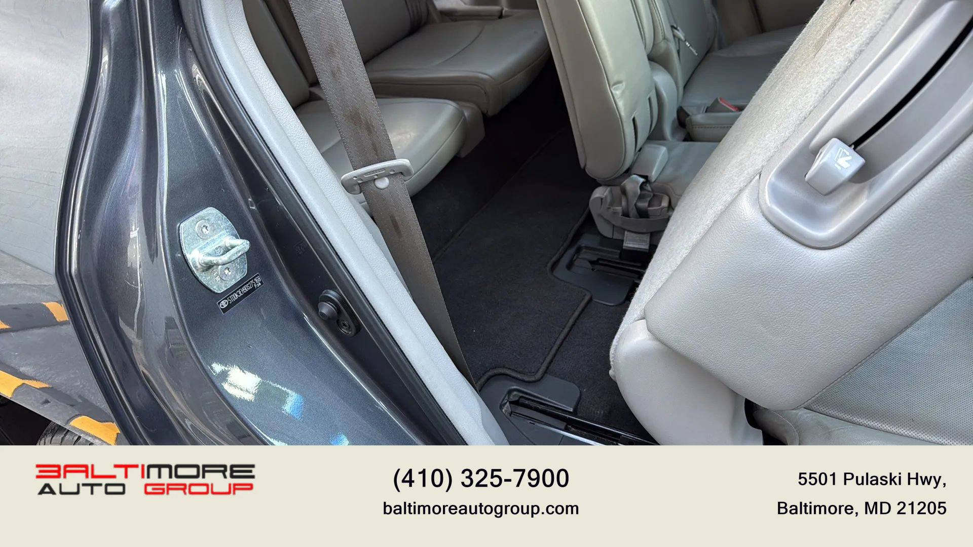 Used 2013 Toyota Highlander Limited image 35