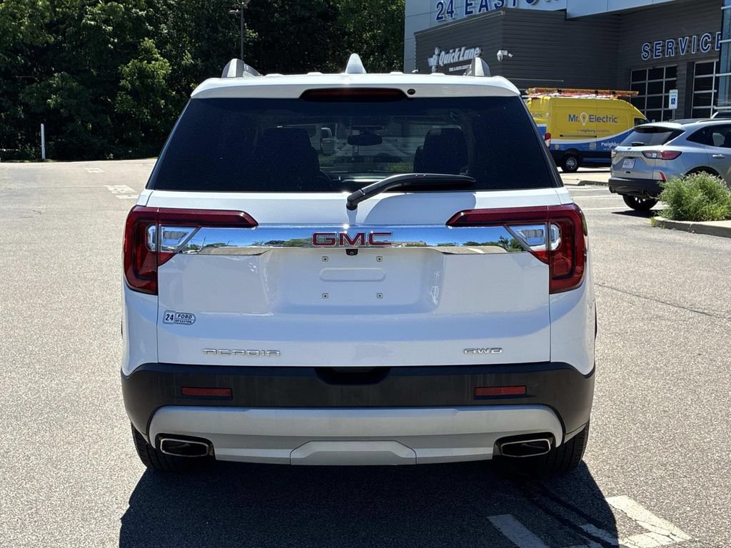 Used 2023 GMC Acadia SLT AWD/4WD image 6