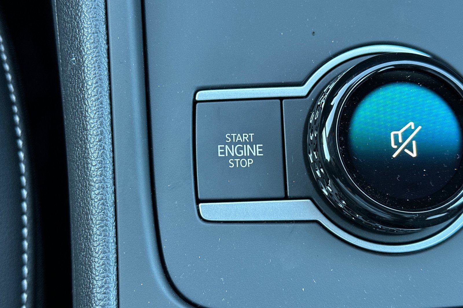 New 2026 Volkswagen Tiguan SE image 21