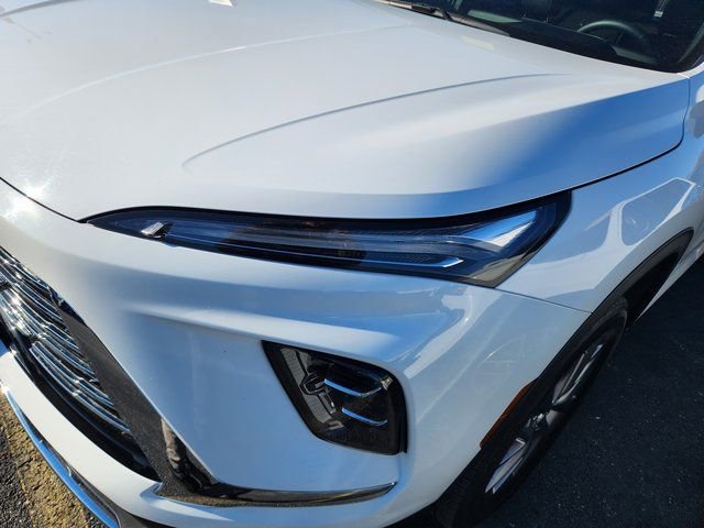 Used 2025 Buick Enclave Preferred image 24