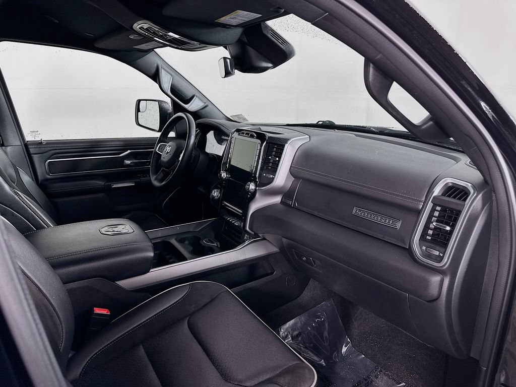 Used 2023 RAM 1500 Laramie AWD/4WD image 40