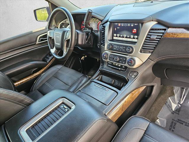 Used 2016 GMC Yukon Denali w/ Open Road Package AWD/4WD image 11
