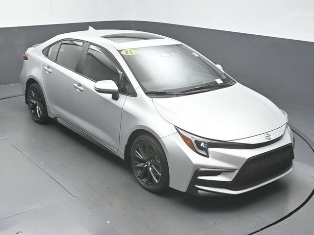 Used 2025 Toyota Corolla XSE FWD image 40