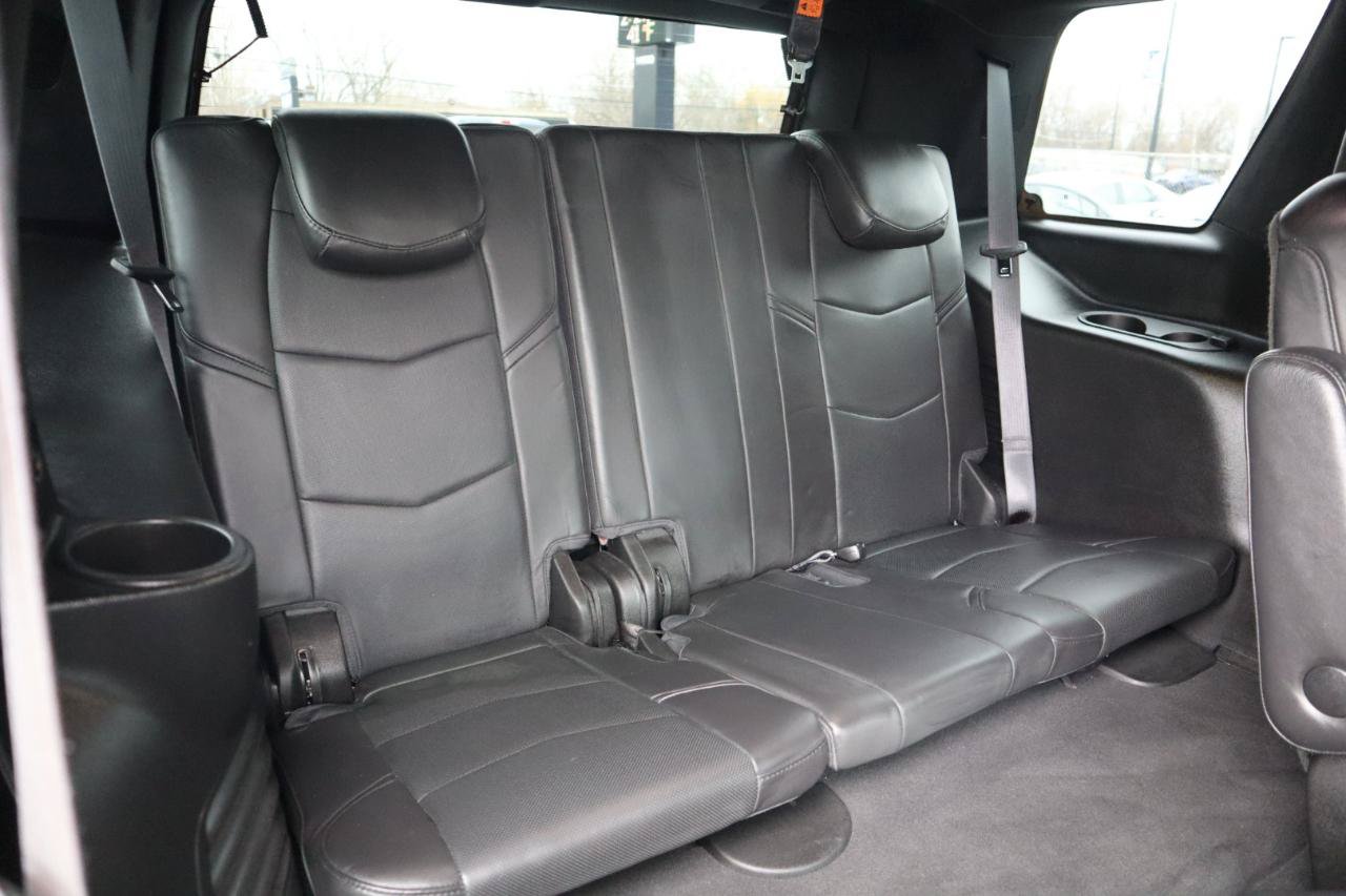 Used 2017 Cadillac Escalade Platinum AWD/4WD image 15