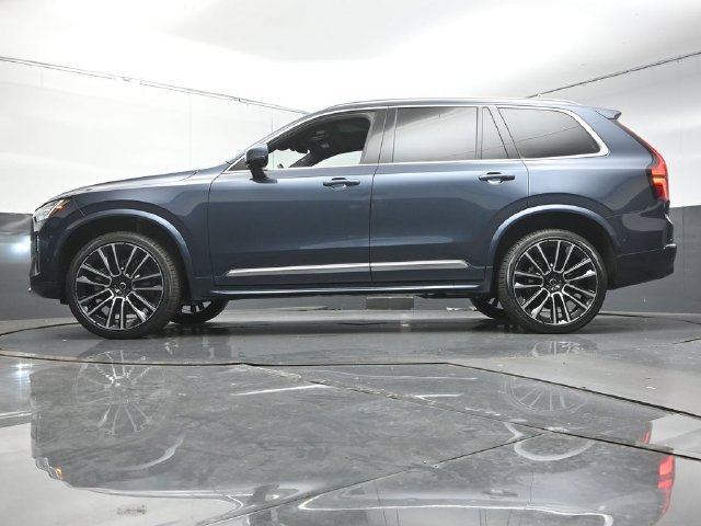 Used 2026 Volvo XC90 B6 Plus w/ Protection Package Premier AWD/4WD image 38