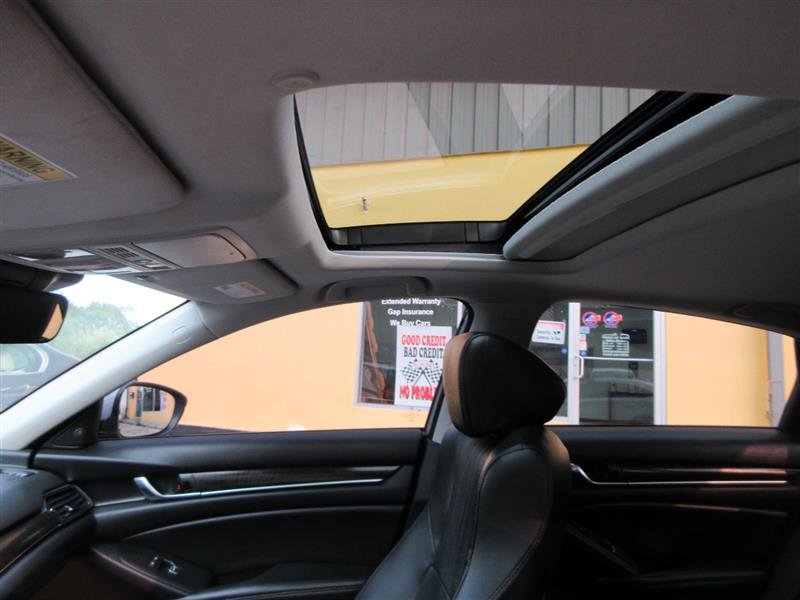 Used 2021 Honda Accord Touring image 34