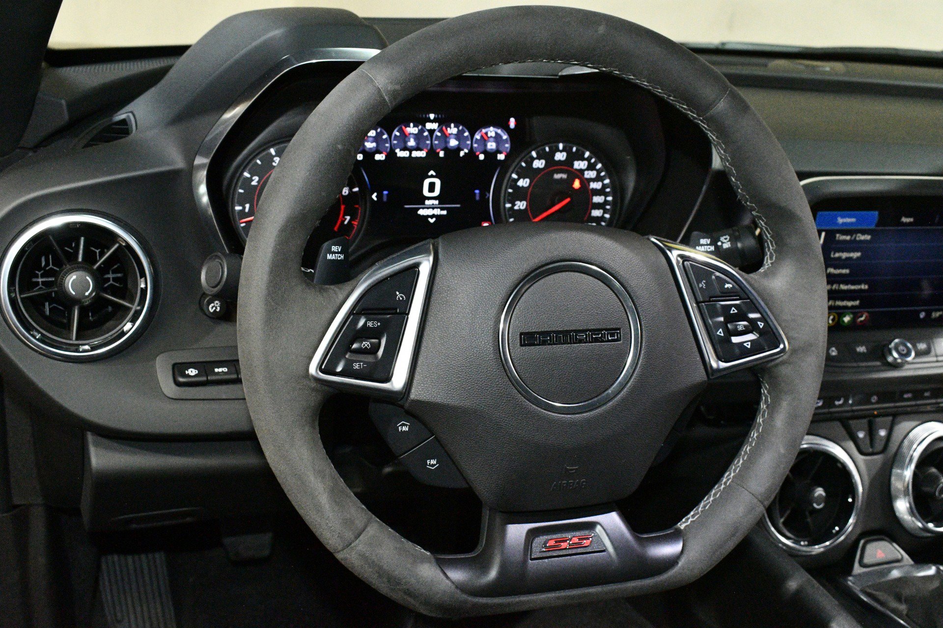 Used 2019 Chevrolet Camaro SS image 23