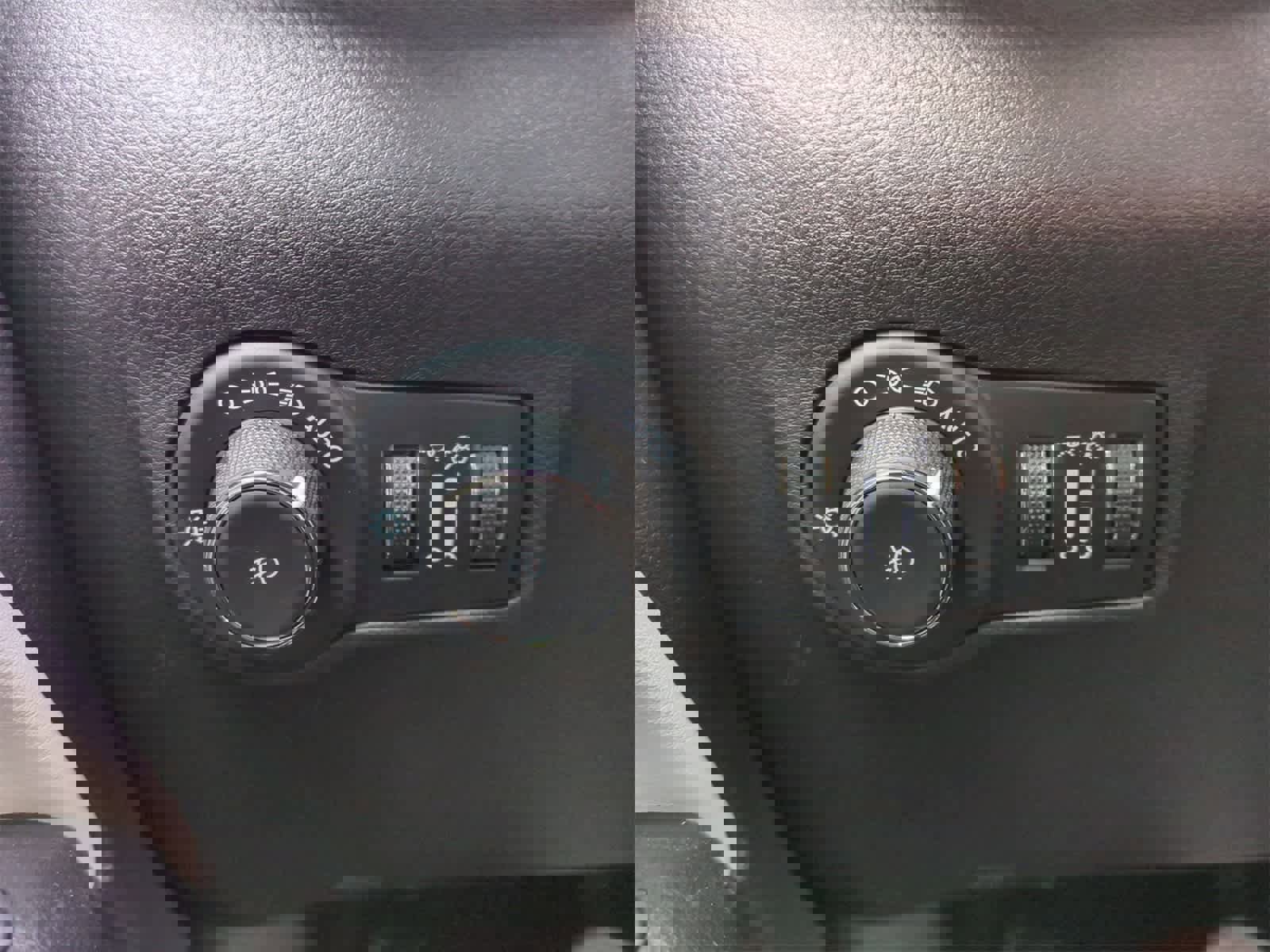 Used 2023 Jeep Compass Limited image 28