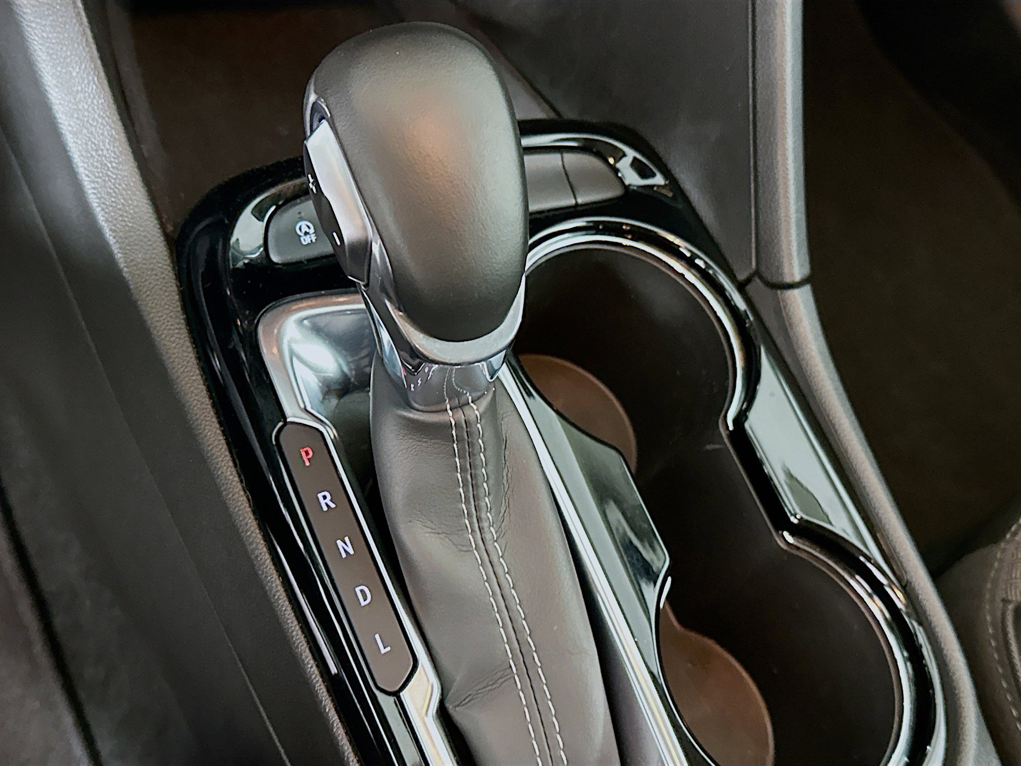 Used 2025 Buick Encore GX Preferred image 24