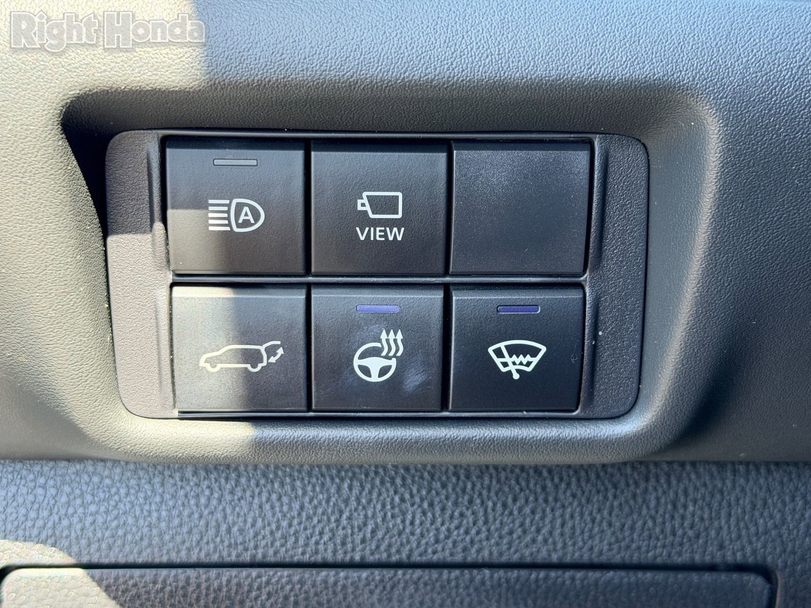 Used 2020 Toyota Highlander Platinum FWD image 20
