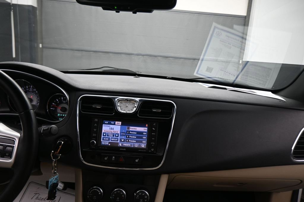 Used 2011 Chrysler 200 Limited FWD image 46