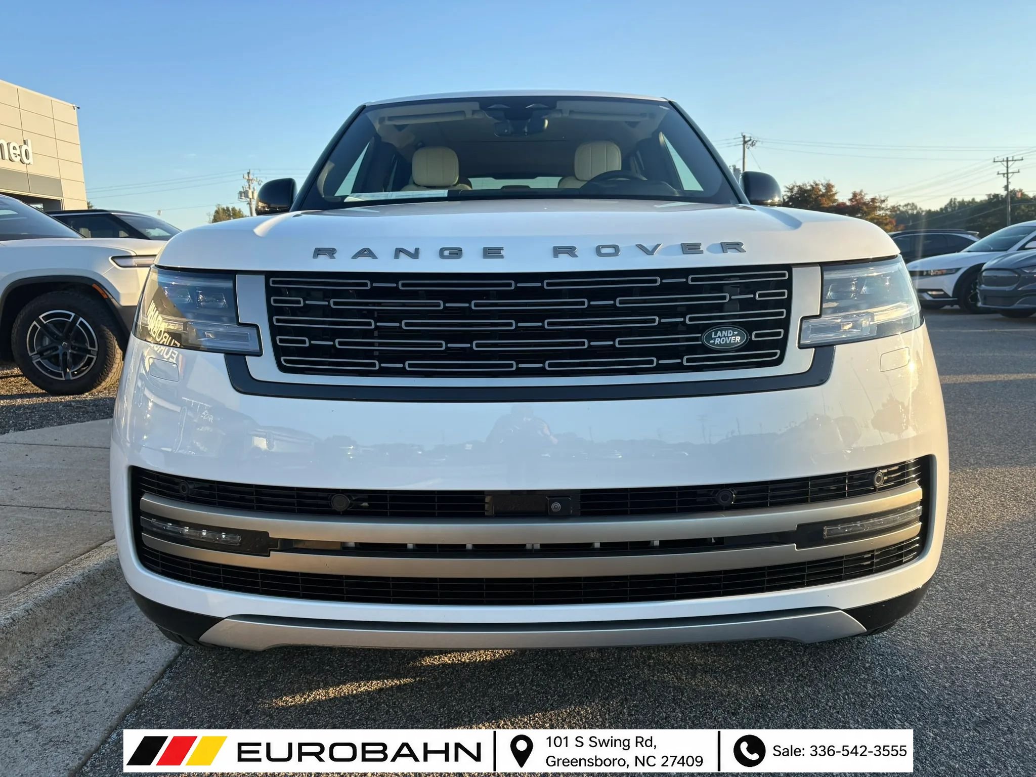 Used 2025 Land Rover Range Rover SE AWD/4WD image 27