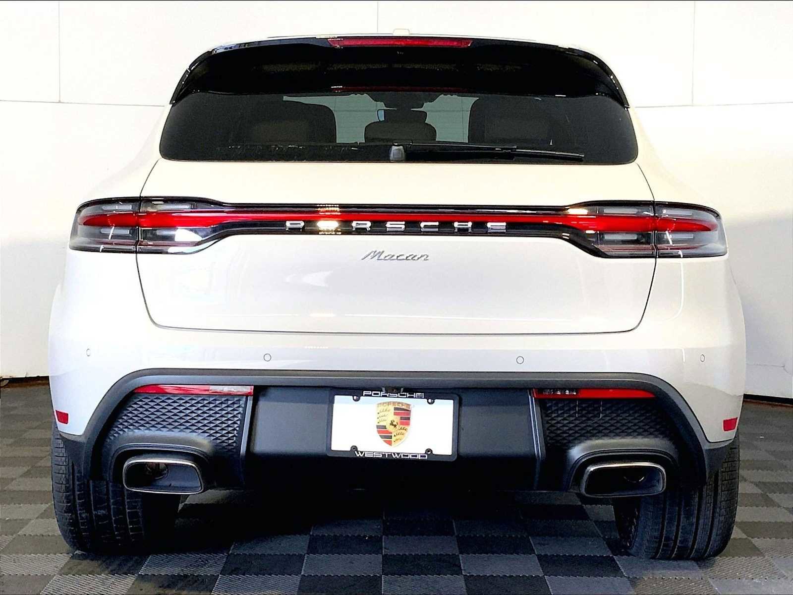 New 2026 Porsche Macan AWD/4WD image 6