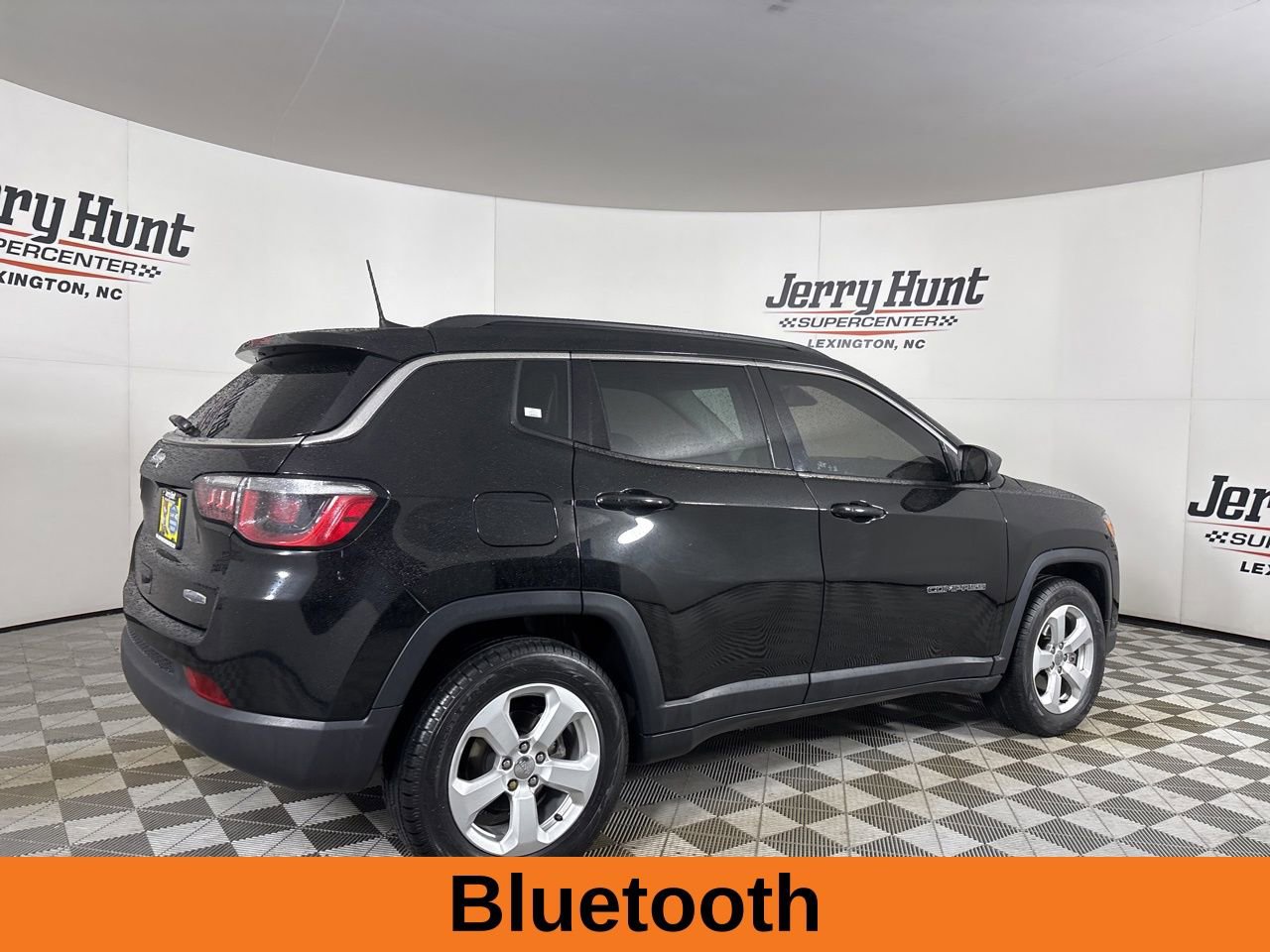 Used 2020 Jeep Compass Latitude image 6